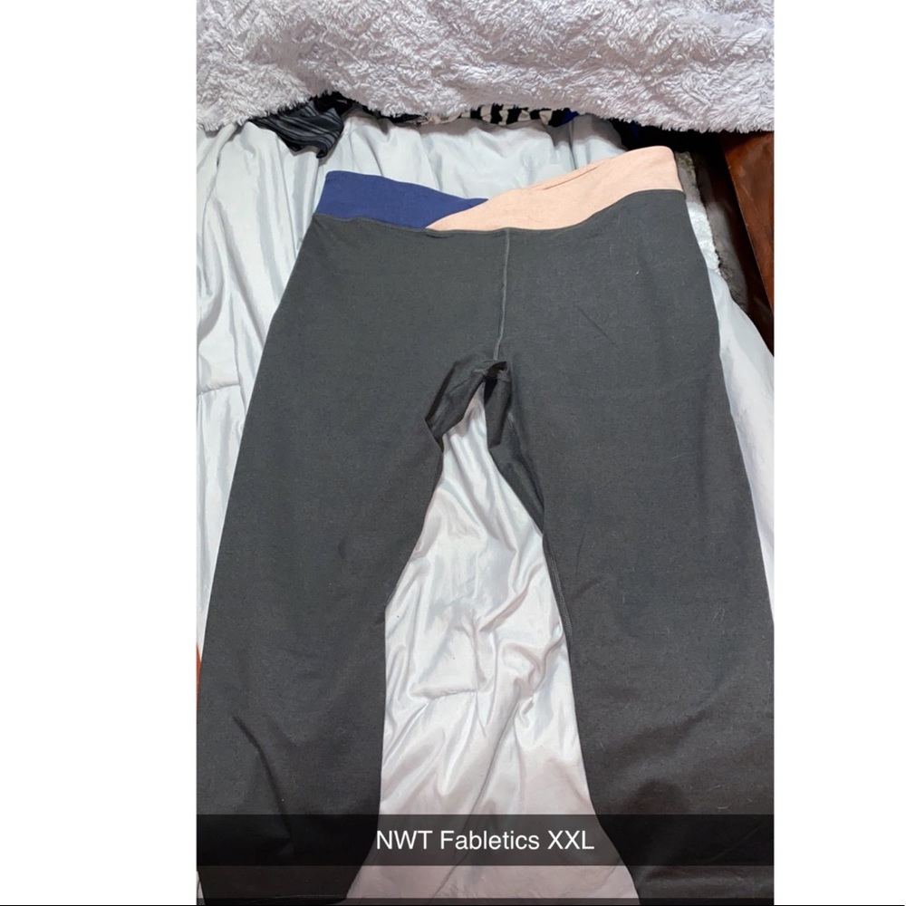 Fabletics leggings